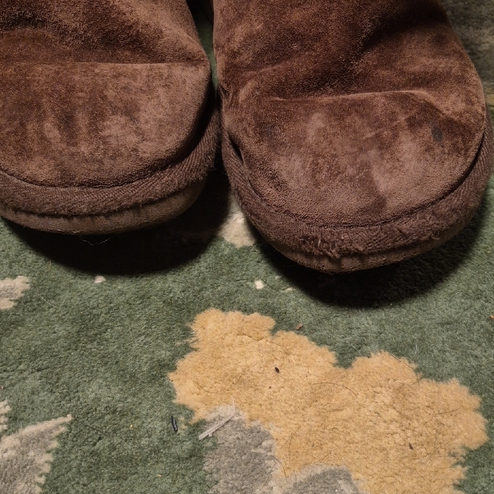 UGG Brown Winter Boots with Cream Lining - Picture 5 of 10